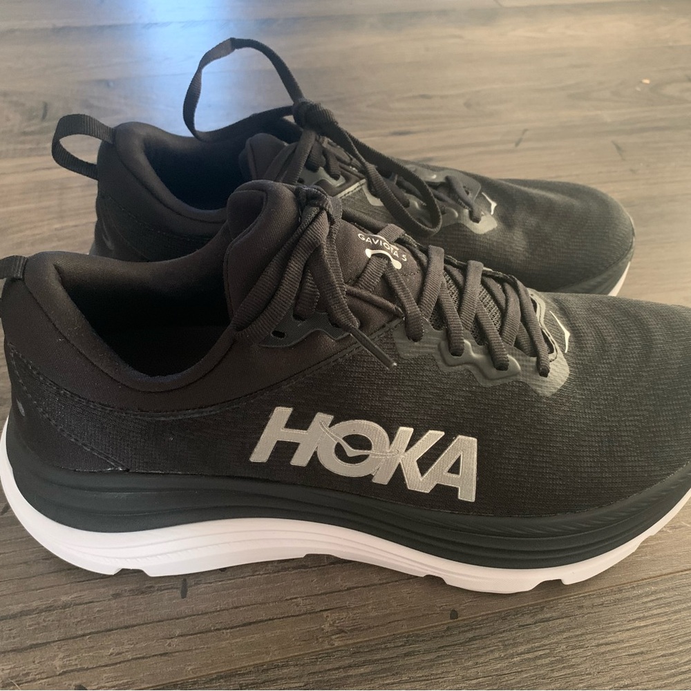 NEW  Hoka Womens Running Shoes Gaviota 5 Sizes 9D/10D Mismatche Black/White $175